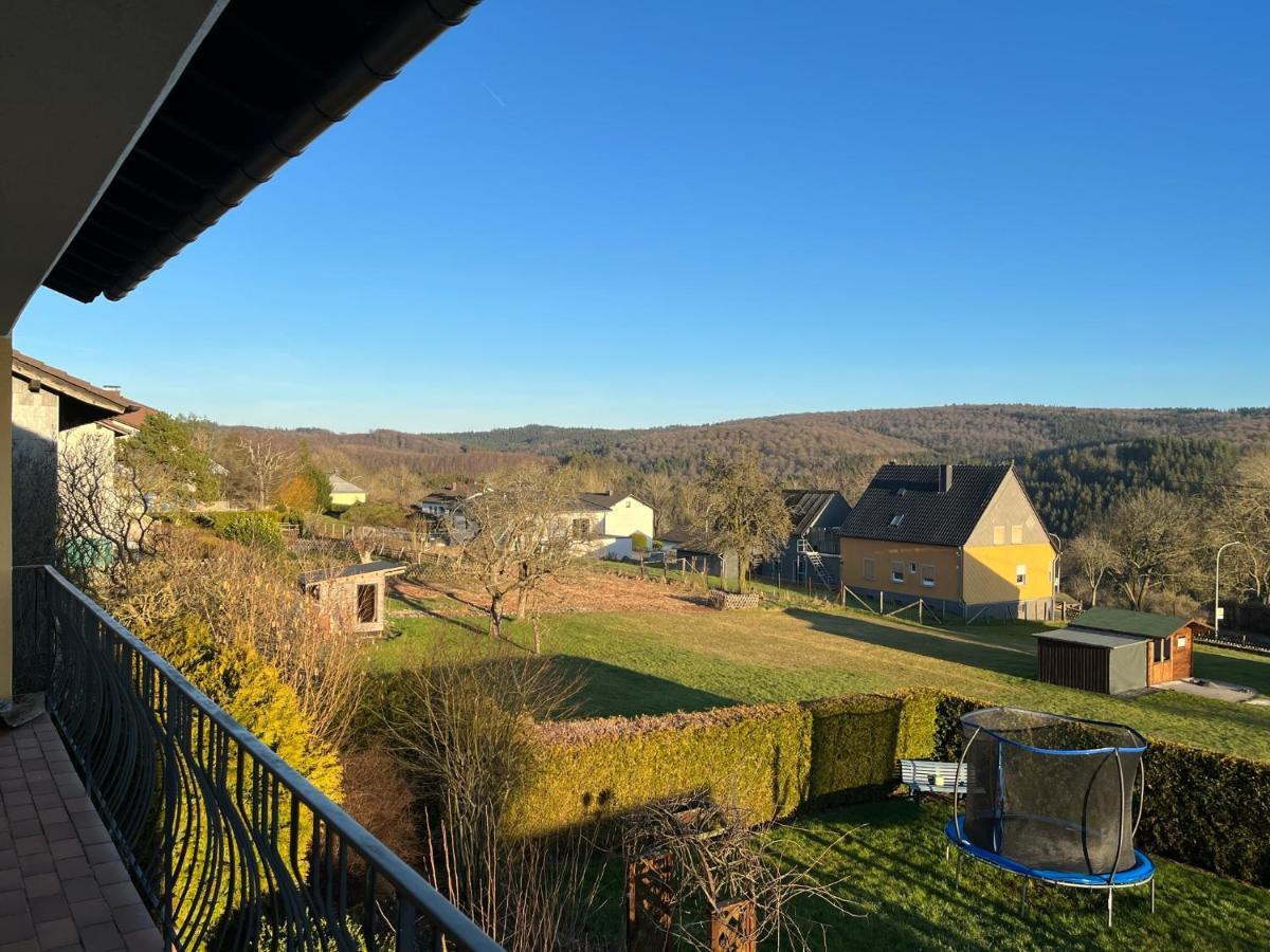 Wohnung Mit Panoramablick Gerolstein Buitenkant foto