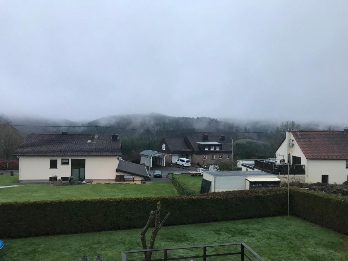 Wohnung Mit Panoramablick Gerolstein Buitenkant foto