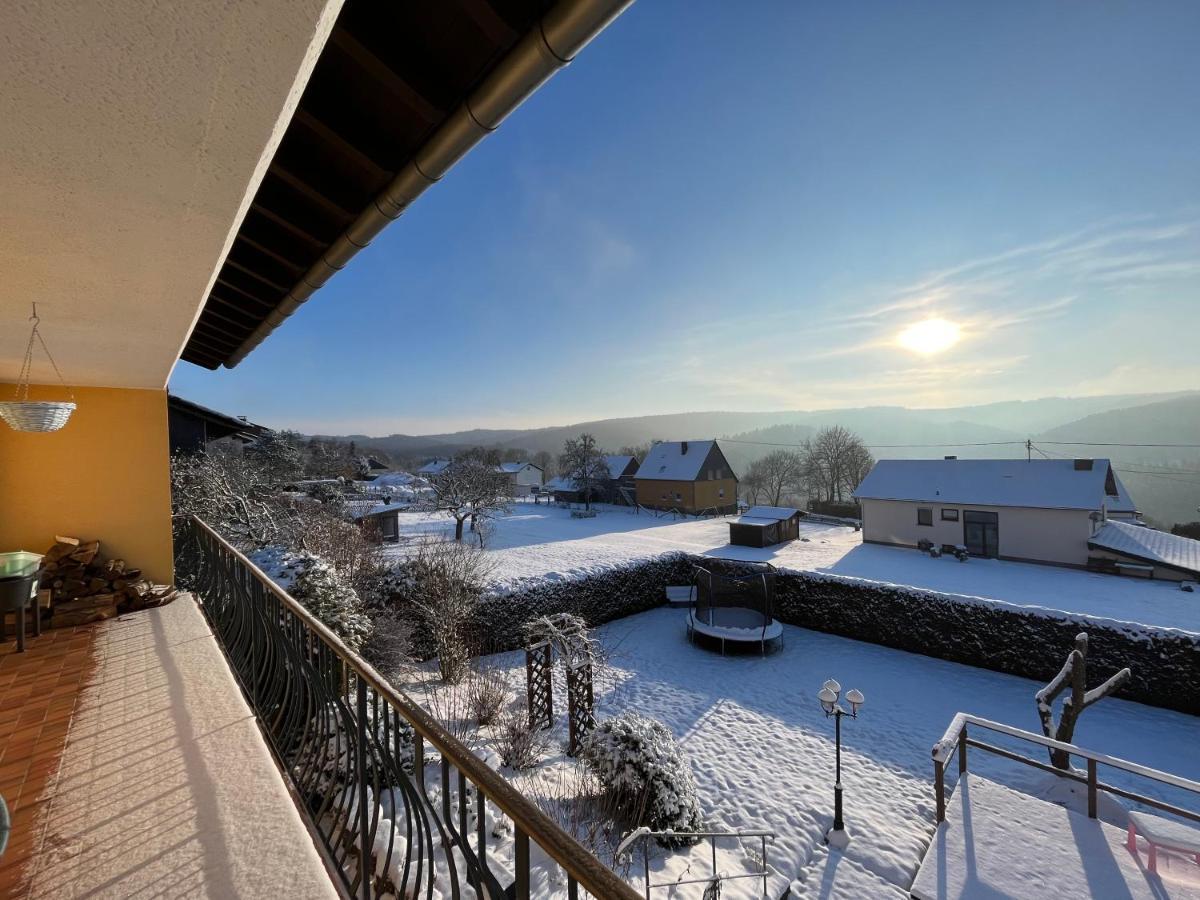 Wohnung Mit Panoramablick Gerolstein Buitenkant foto