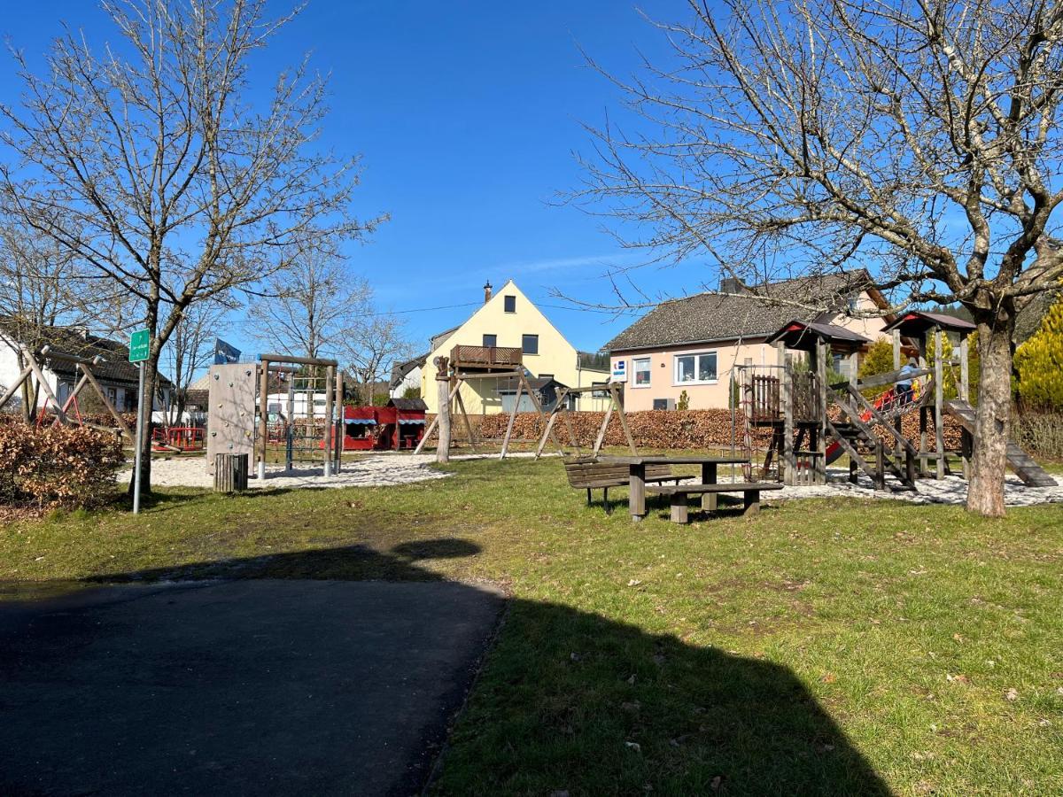 Wohnung Mit Panoramablick Gerolstein Buitenkant foto