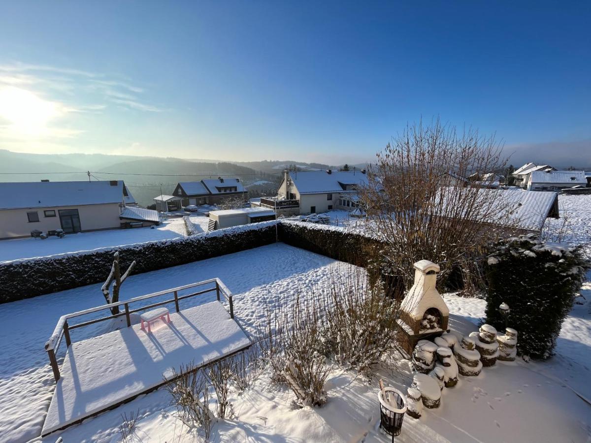 Wohnung Mit Panoramablick Gerolstein Buitenkant foto