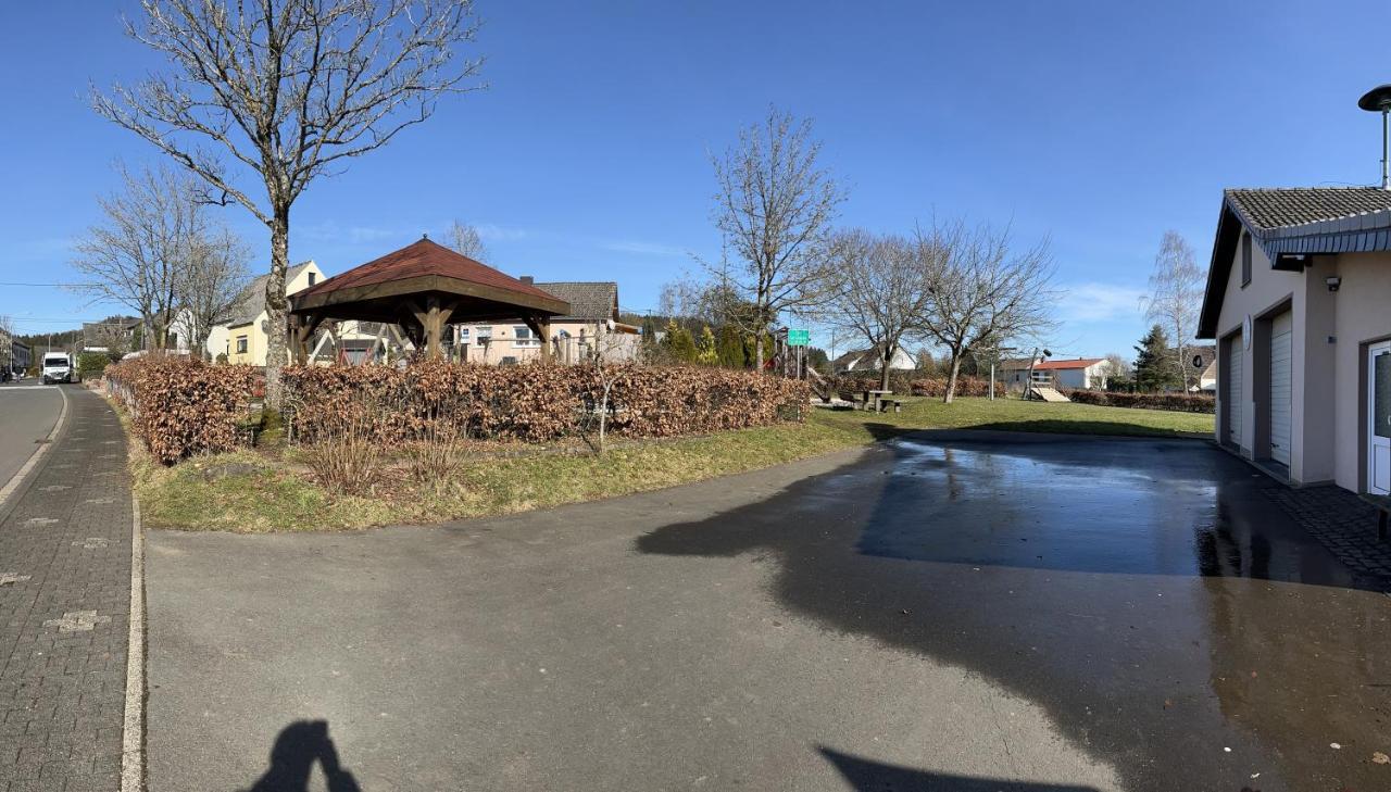 Wohnung Mit Panoramablick Gerolstein Buitenkant foto